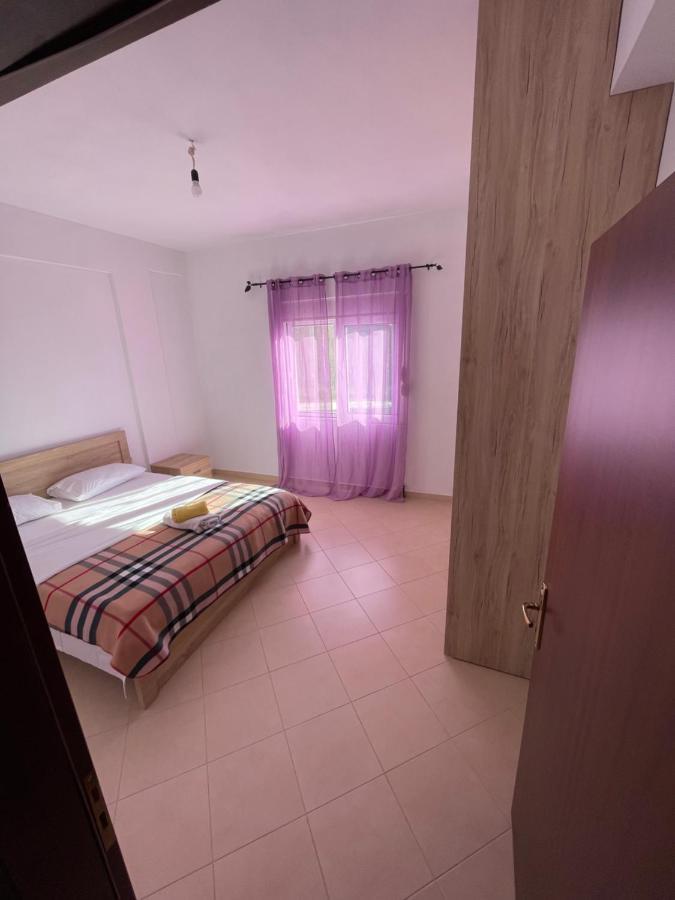 L.T. Apartment 5Th Street Sarande Ngoại thất bức ảnh