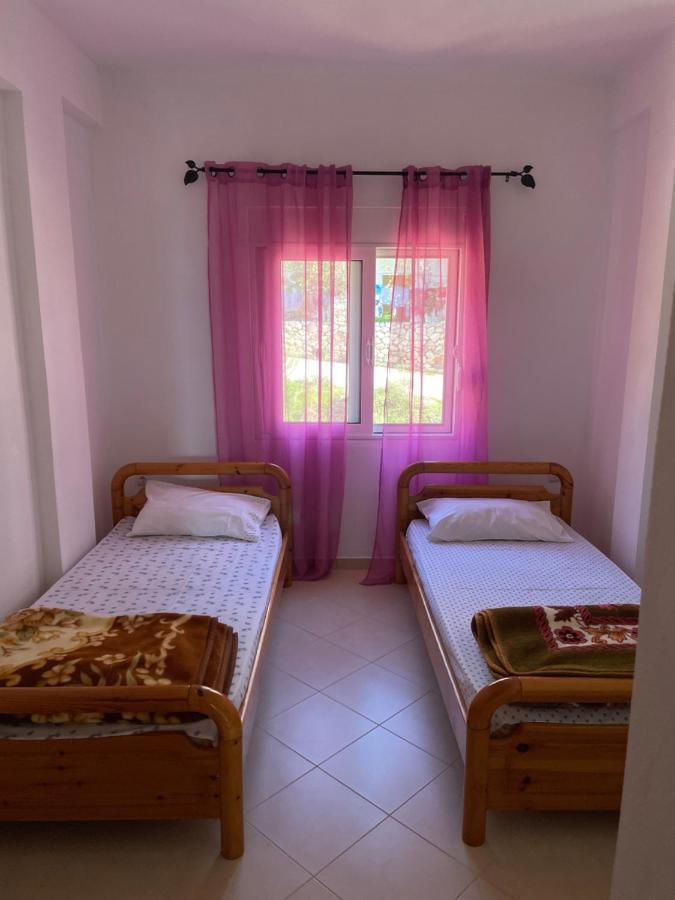 L.T. Apartment 5Th Street Sarande Ngoại thất bức ảnh