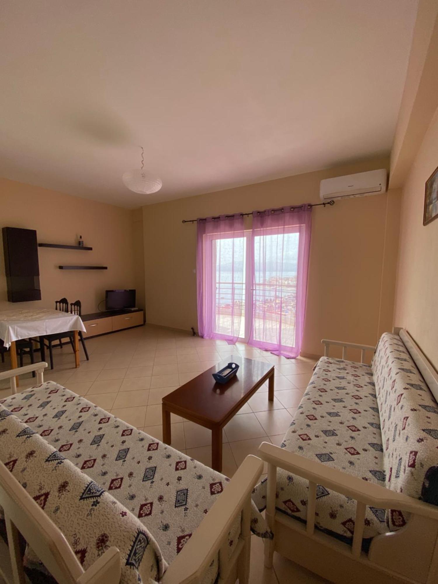 L.T. Apartment 5Th Street Sarande Ngoại thất bức ảnh