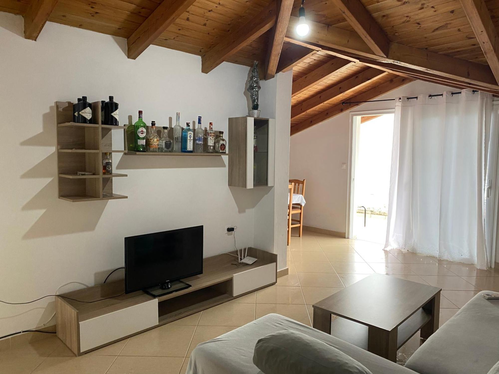 L.T. Apartment 5Th Street Sarande Ngoại thất bức ảnh