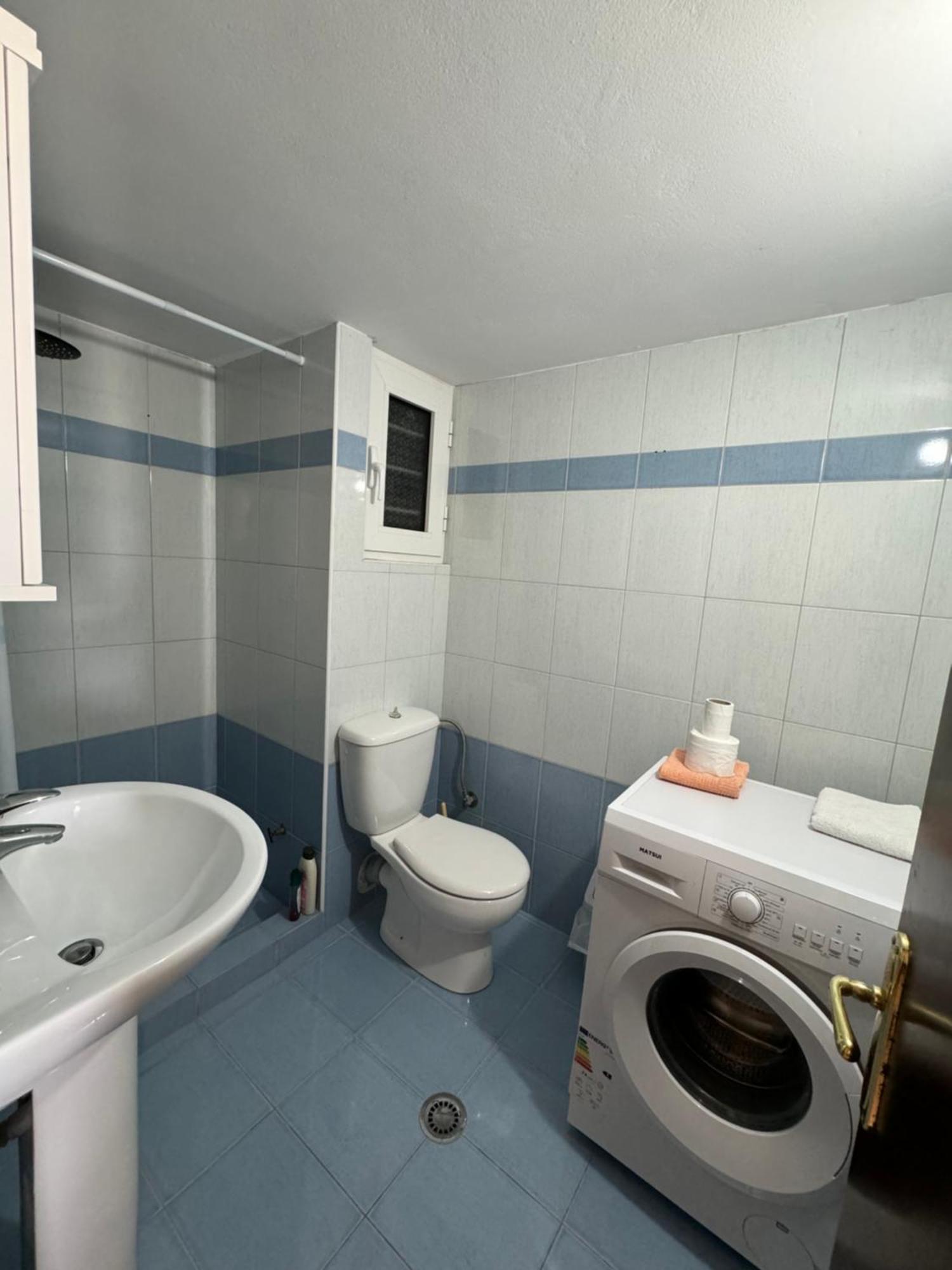 L.T. Apartment 5Th Street Sarande Ngoại thất bức ảnh