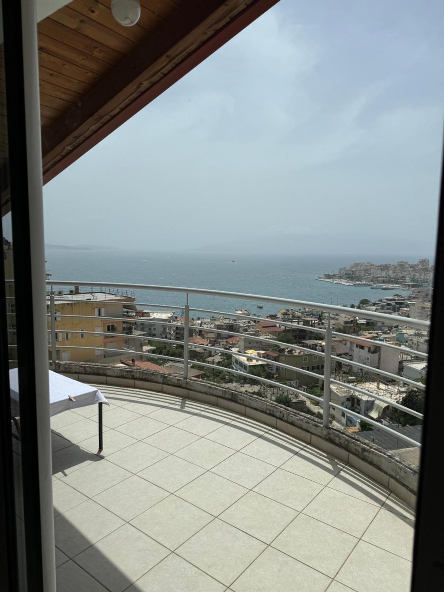 L.T. Apartment 5Th Street Sarande Ngoại thất bức ảnh